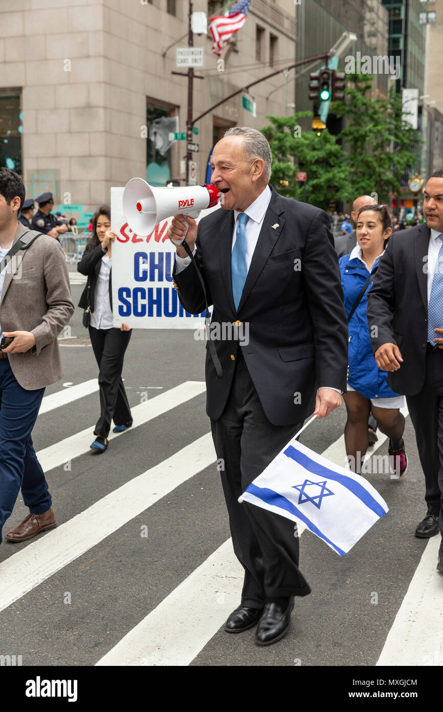 new-york-usa-june-3-2018-us-senator-chuck-schumer-attends-celebrate-israel-parade-on-theme-70-sababa-70-awesome-on-5th-avenue-in-manhattan-credit-lev-radinalamy-live-news-MXGJCM.jpg