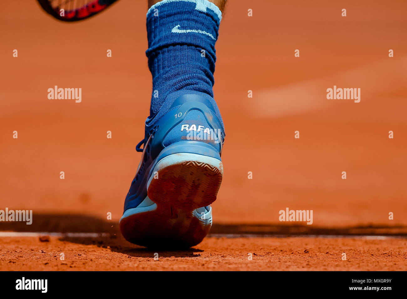 Paris, France. 4th June, 2018. Rafael Nadal of Spain during Day 9 at the 2018 French Open at Roland Garros. Credit: Frank Molter/Alamy Live news Stock Photo