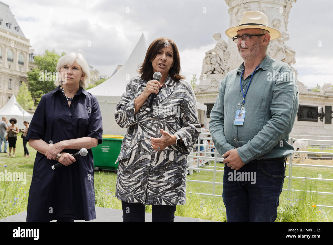 Paris, France. 2 June, 2018. Laurence Tubiana, Anne Hidalgo, Mayor of Paris and Gad Weil attend Biodiversiterre created by the artist Gad Weil. Stock Photo