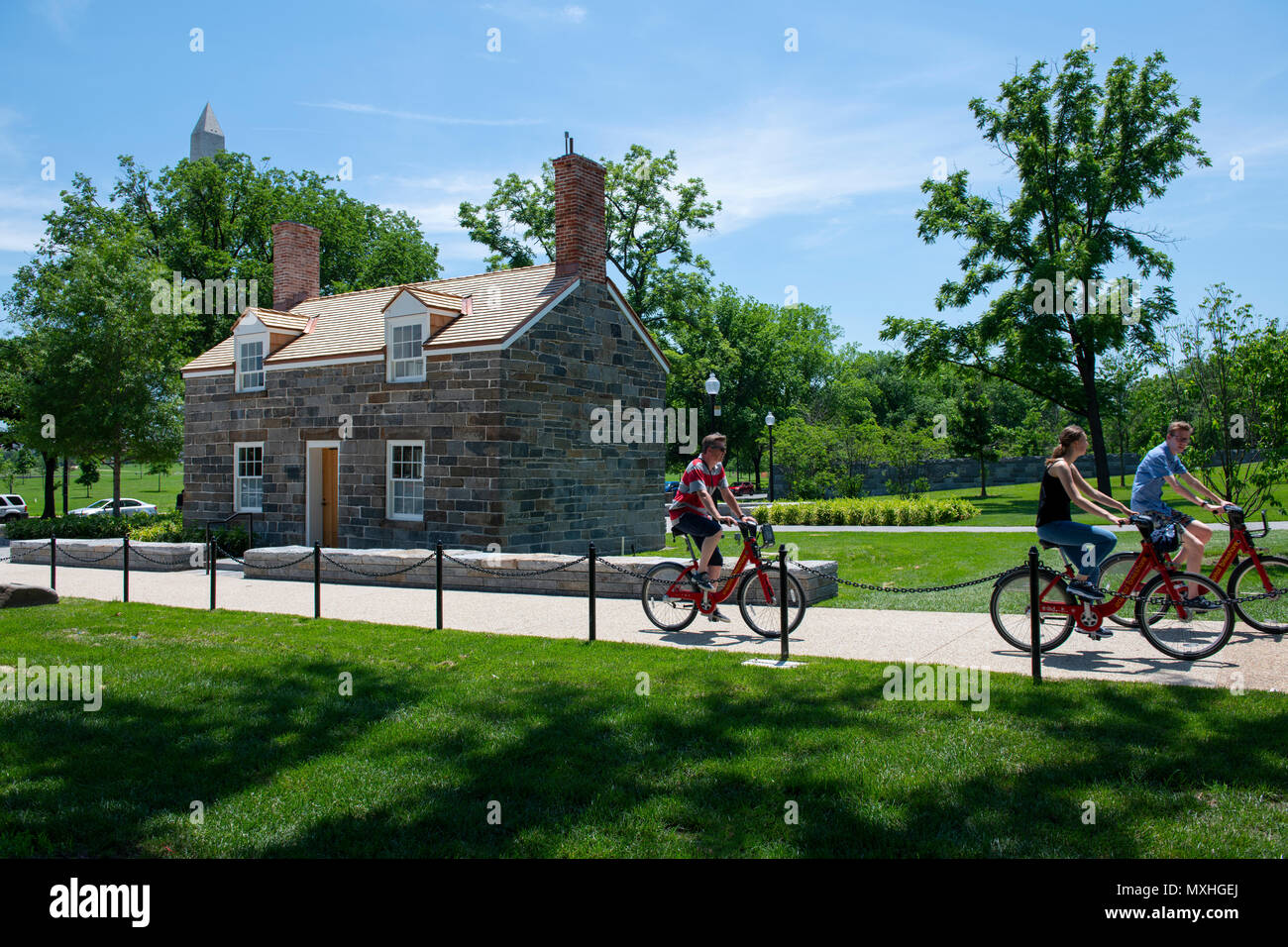 USA Washington DC Lock Keepers House on the National Mall in the Constitution Gardens Lockkeepers House restored Capitol Bike Share Stock Photo