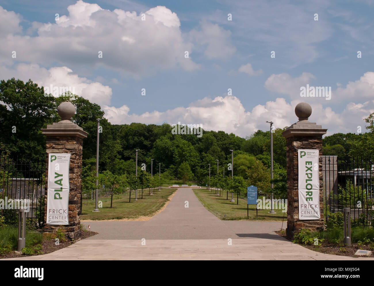 Environmental center hi-res stock photography and images - Alamy
