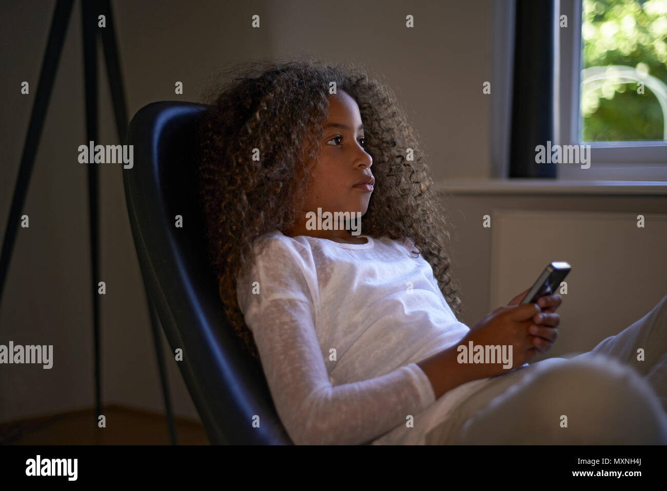 Cute preteen girl long curly hi-res stock photography and images - Alamy