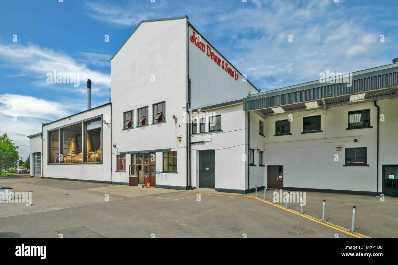 ROYAL BRACKLA WHISKY DISTILLERY CAWDOR ESTATE NAIRN SCOTLAND MAIN DISTILLERY BUILDINGS Stock