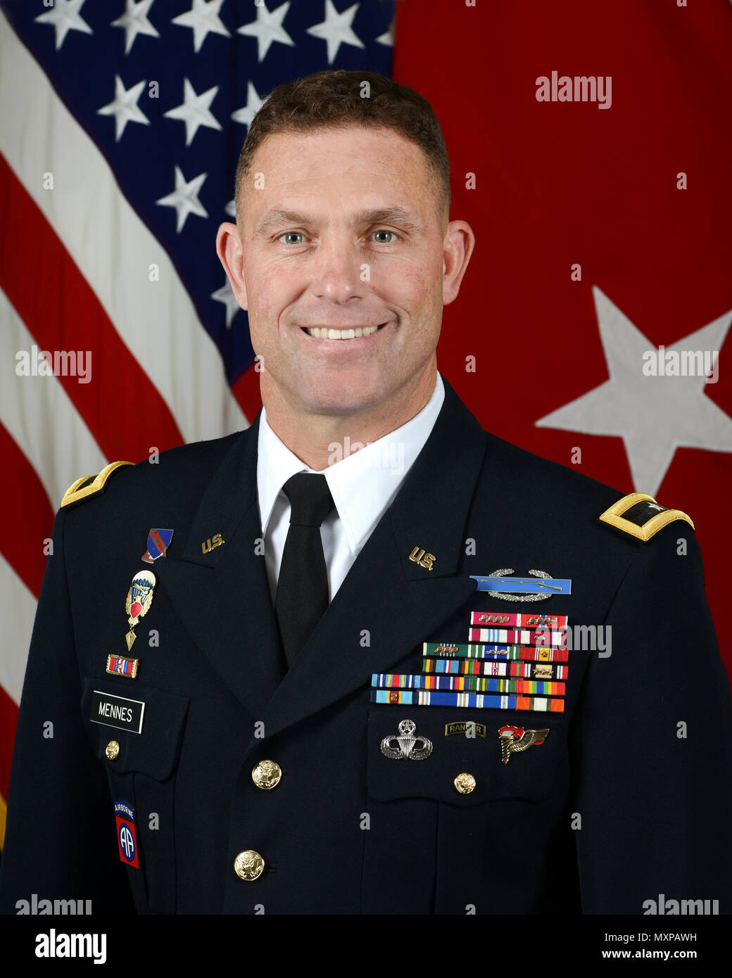 Brig. Gen. Brian J. Mennes, Headquarters, Department of the Army, Director of Joint and Integration (G-8), poses for a command portrait in the Army portrait studio at the Pentagon in Arlington, VA, Nov. 8, 2016.  (U.S. Army photo by Monica King/Released) Stock Photo