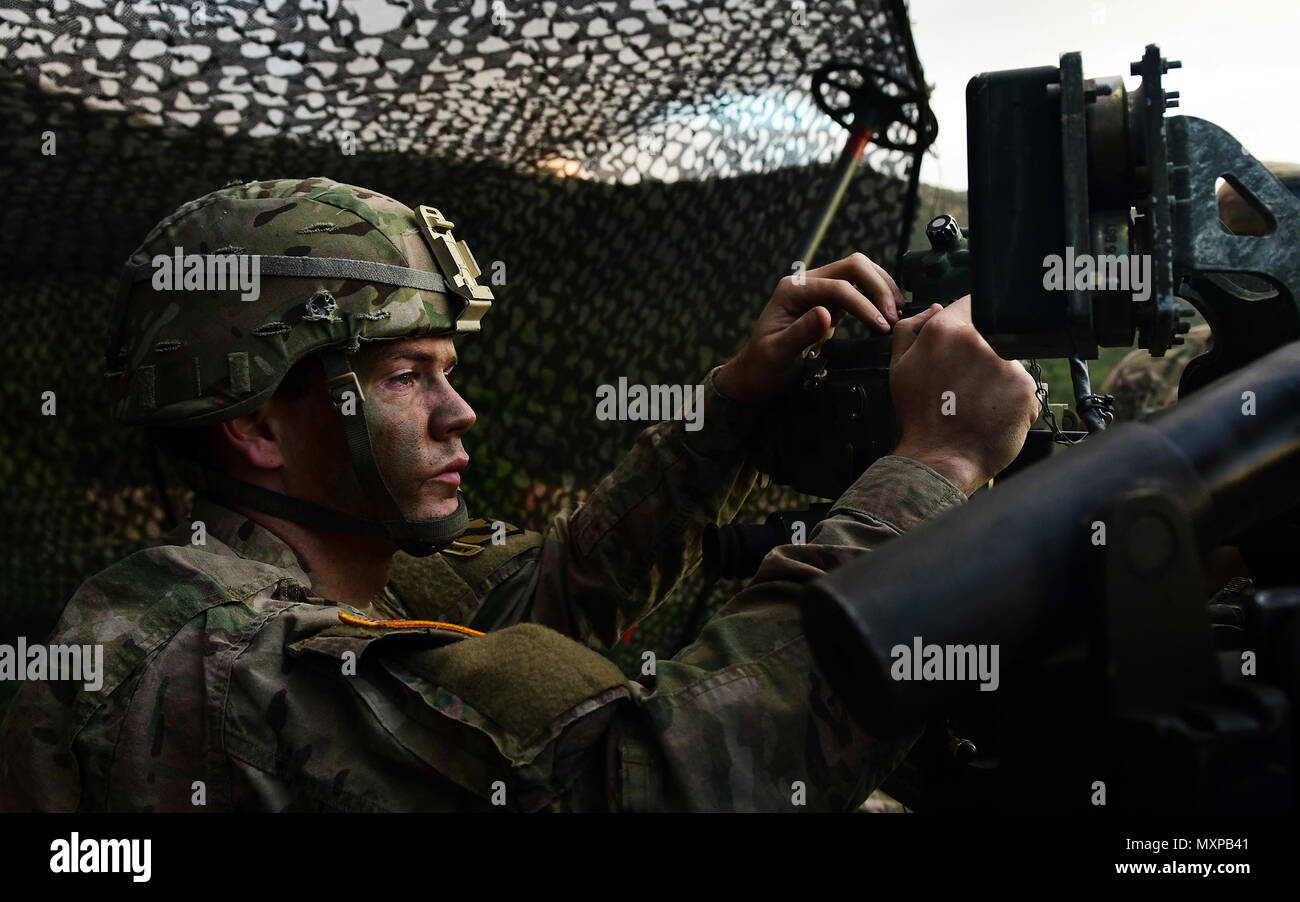 4th battalion 319 field artillery regiment hi-res stock photography and ...