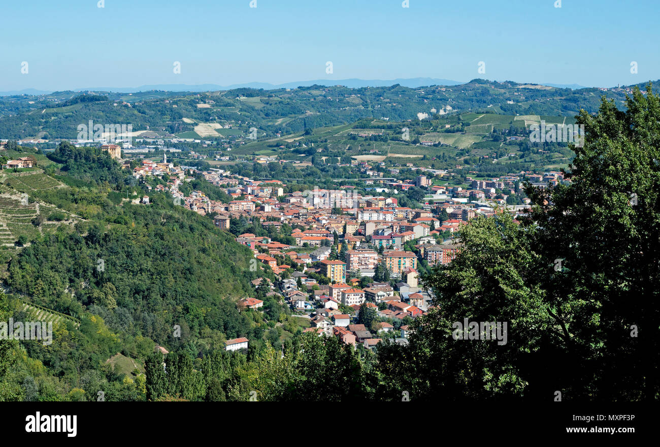 Canelli italy hi-res stock photography and images - Alamy