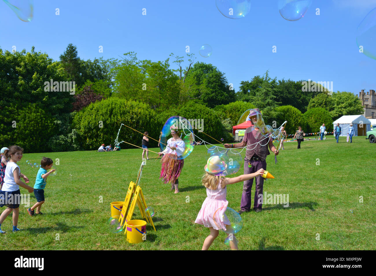 bubblemania, bubbles, spring, playing, kids