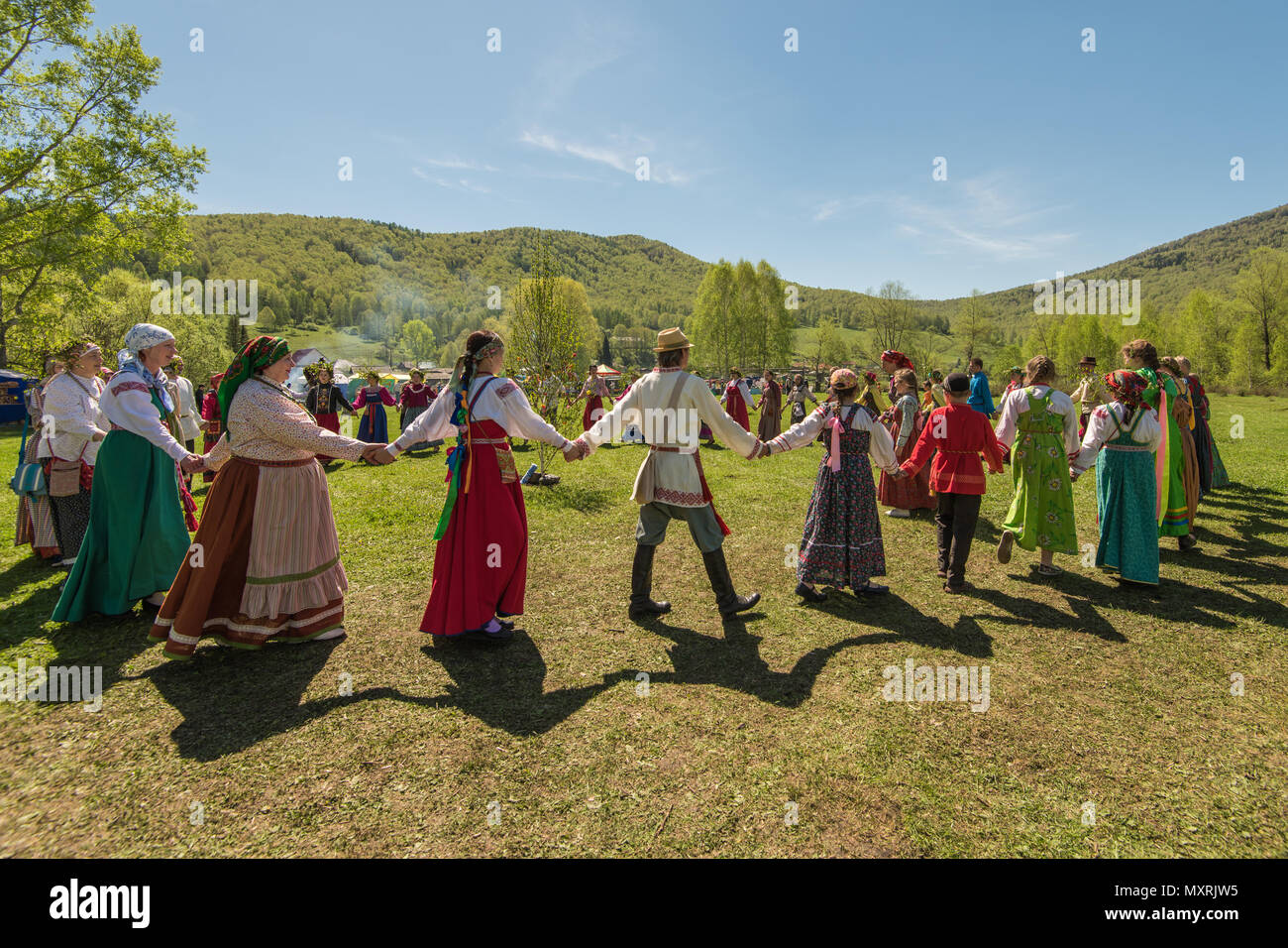 Ruist Ritual Ancient Russian rite: traditional dances Stock Photo - Alamy