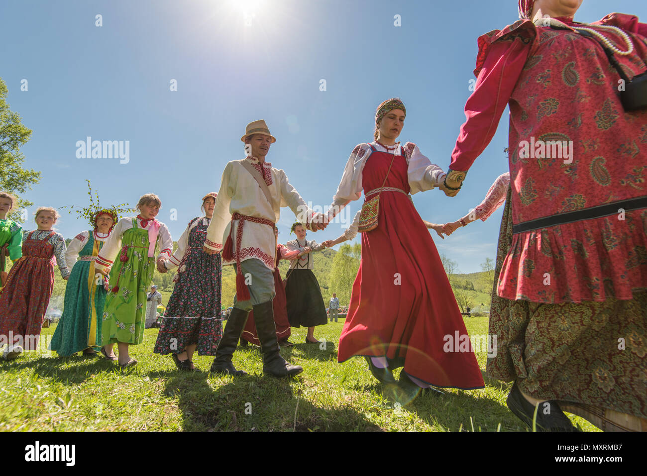 Ruist Ritual Ancient Russian rite: traditional dances Stock Photo - Alamy