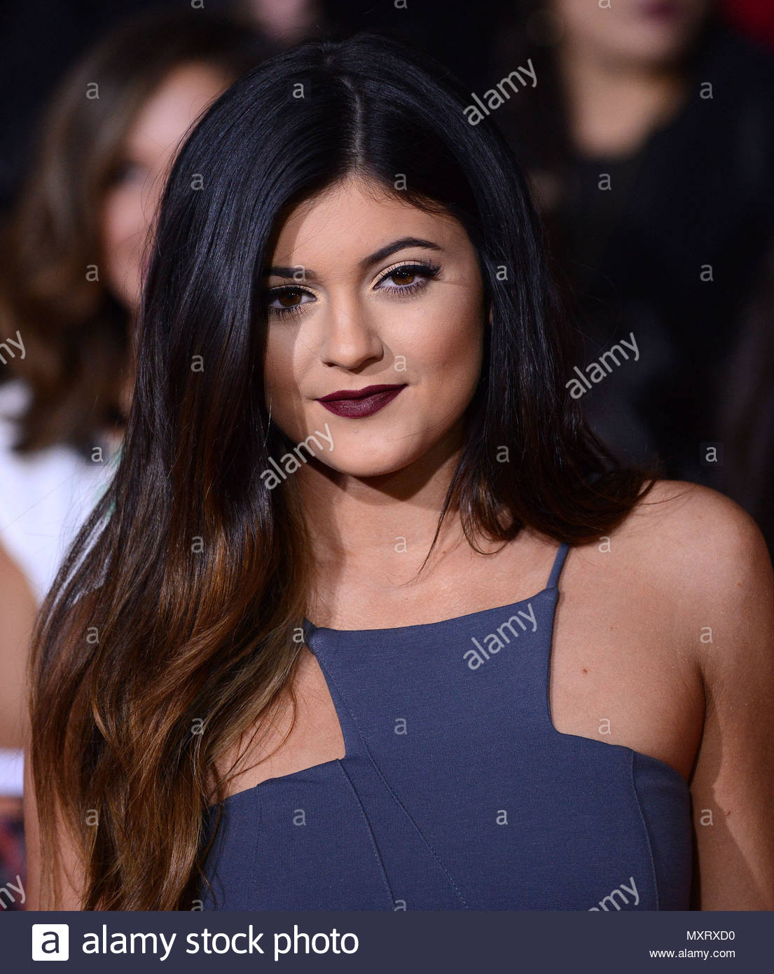 Kylie Jenner No Just Jared Usagebr The Hunger Games Catching