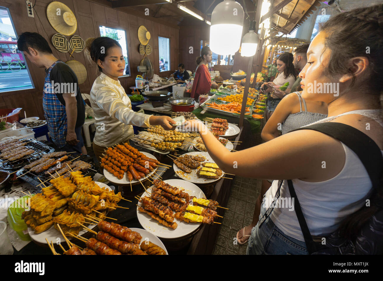 Street food market, MBK shopping center, Bangkok, Thailand Stock Photo Alamy