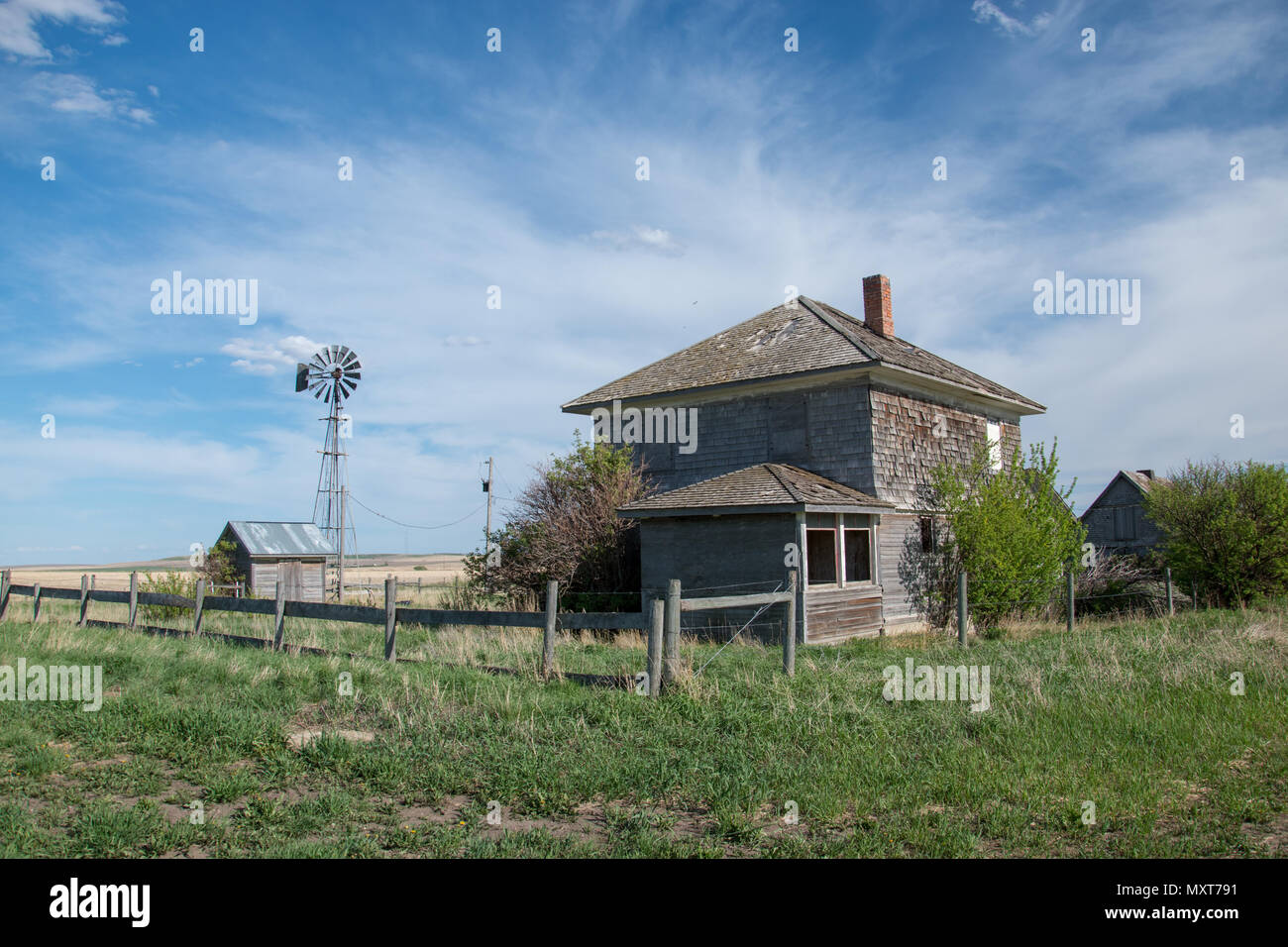 Abandoned Prairie Homestead near Carseland, Alberta, Canada Stock Photo Alamy