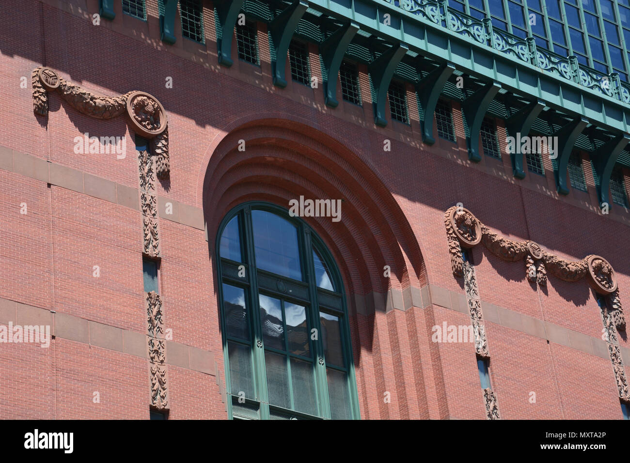 Harold washington cultural center hires stock photography and images