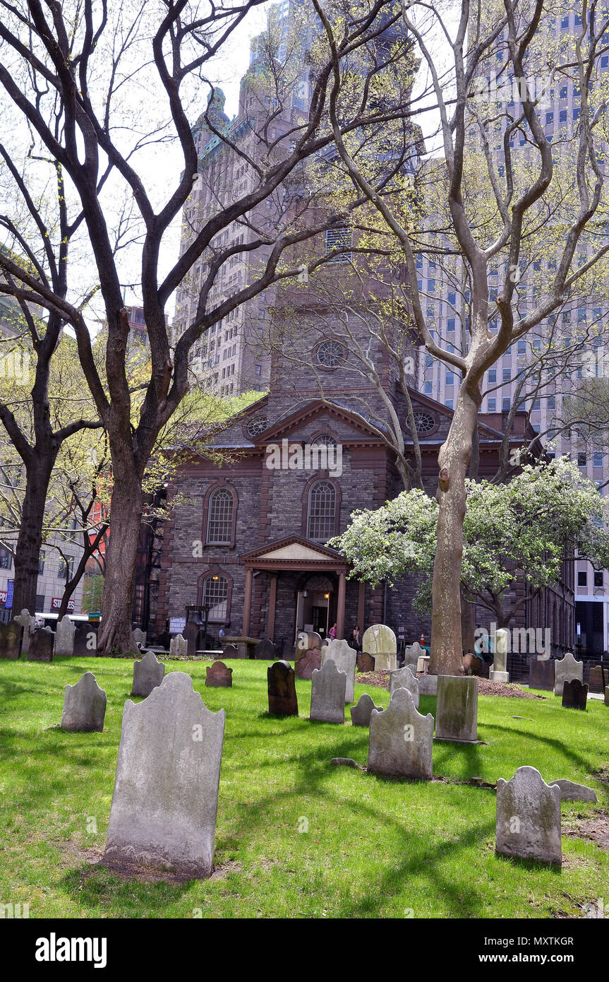 New york city cemetery hires stock photography and images Alamy