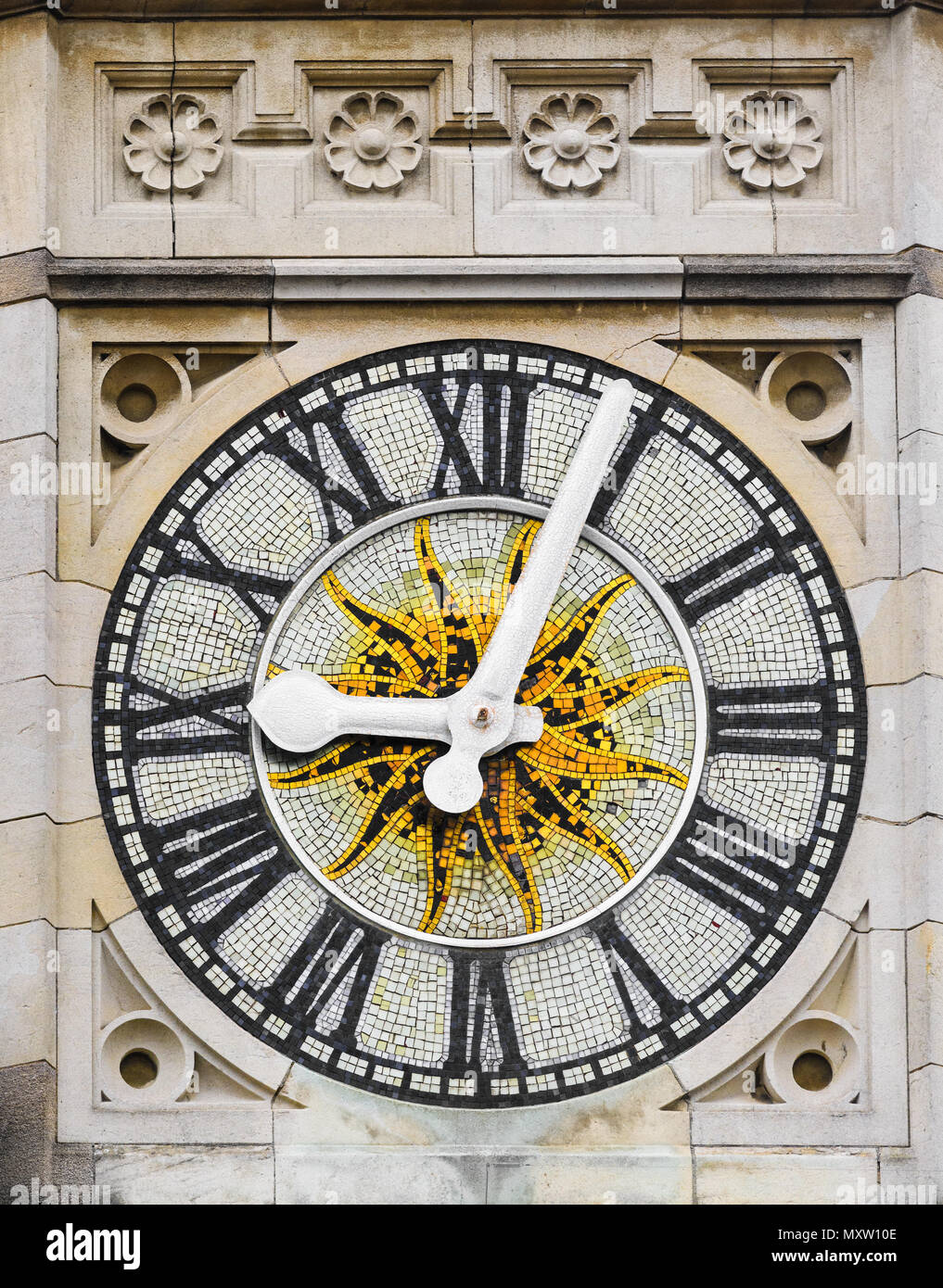 Victorian wall clock hi-res stock photography and images - Alamy