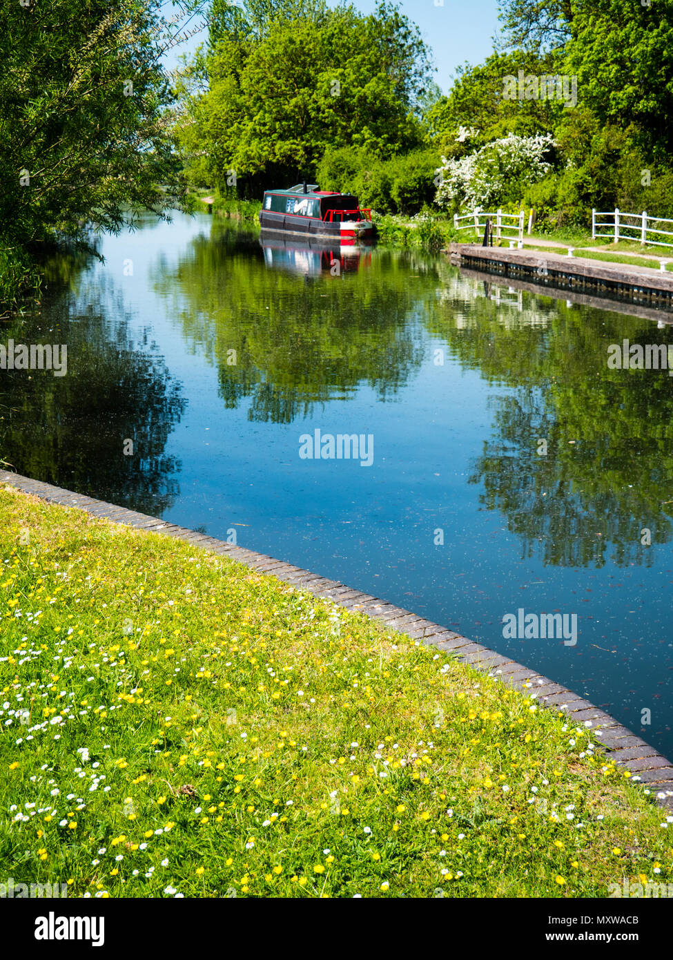 Colthrop Lock is a lock on the Kennet and Avon Canal, at Thatcham, Berkshire, England. Stock Photo