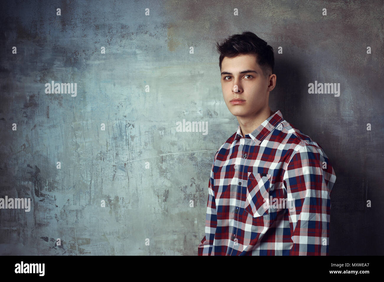 Rugged handsome man face hi-res stock photography and images - Alamy