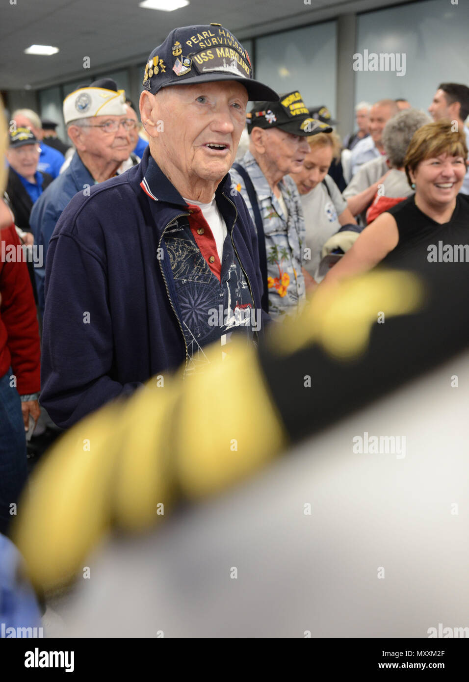 former navy chief petty officer howard bender a world war ii