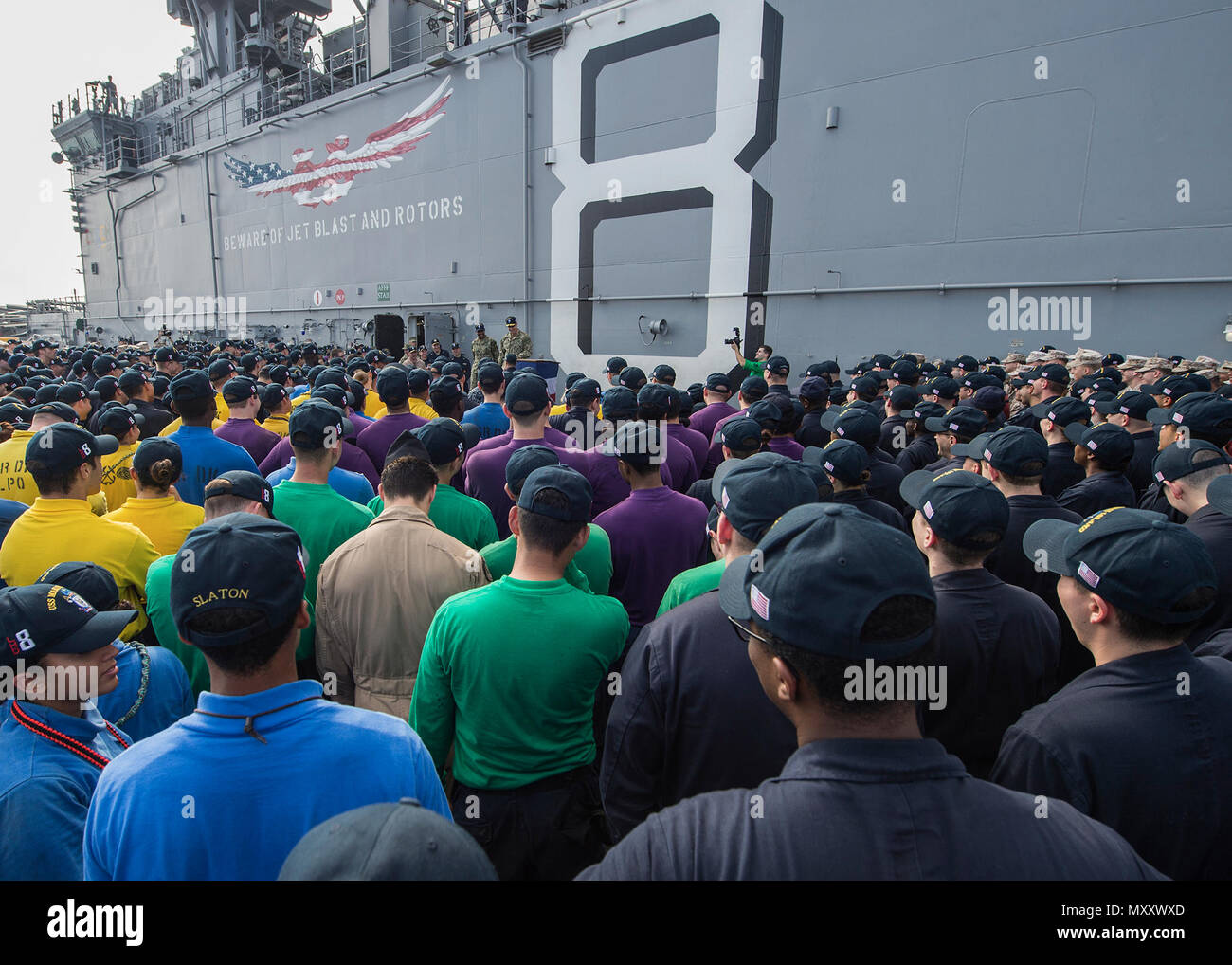161211-N-TN558-158 GULF OF ADEN (Dec. 11, 2016) Vice Chief of Naval ...