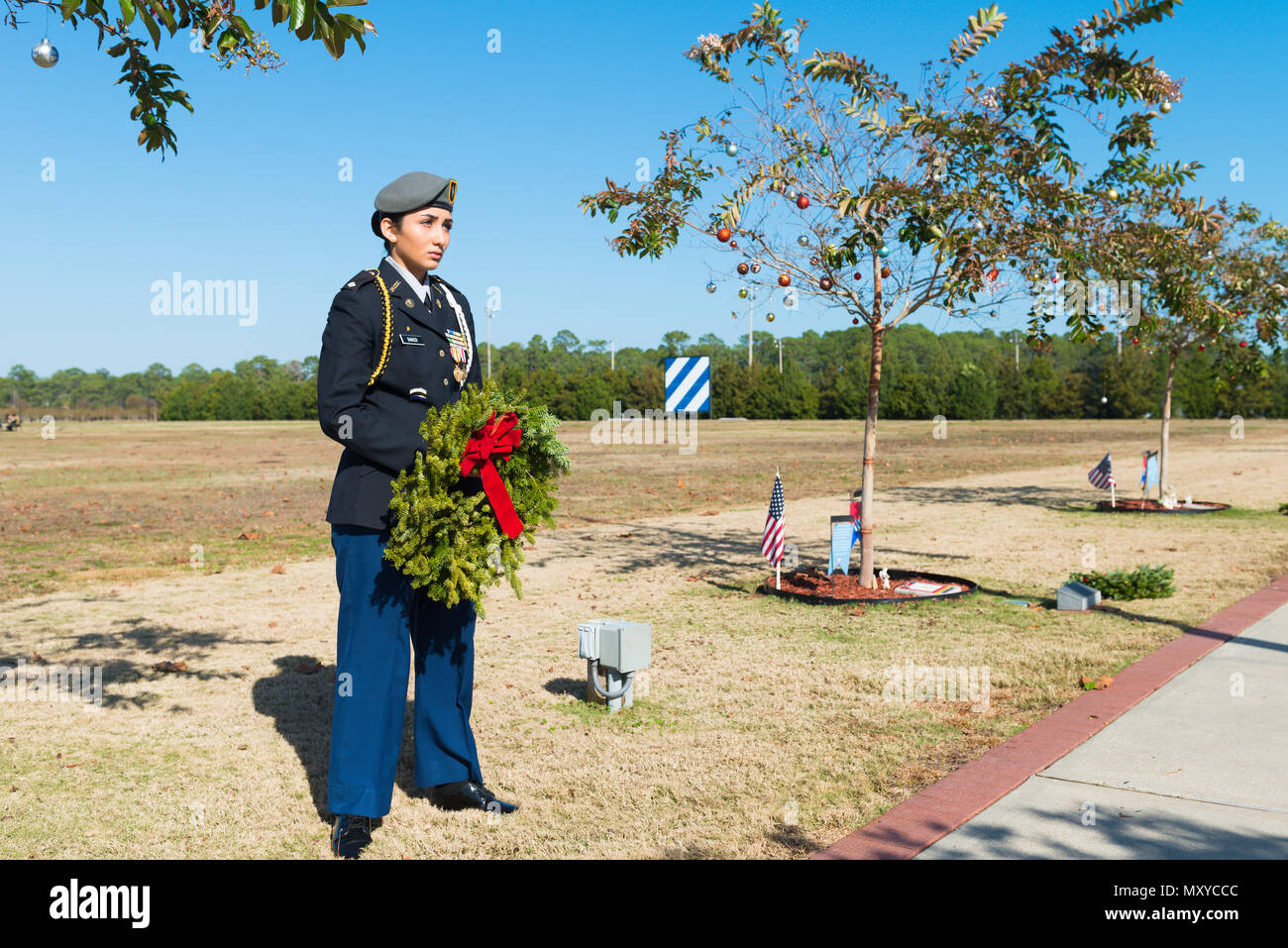 Cadet Maj. Tatiana Baker, a senior JROTC cadet at Richmond High School,  volunteered to participate in the Wreaths for Warriors Walk 10th  Anniversary Ceremony at Fort Stewart Dec. 17, 2106 Stock Photo - Alamy