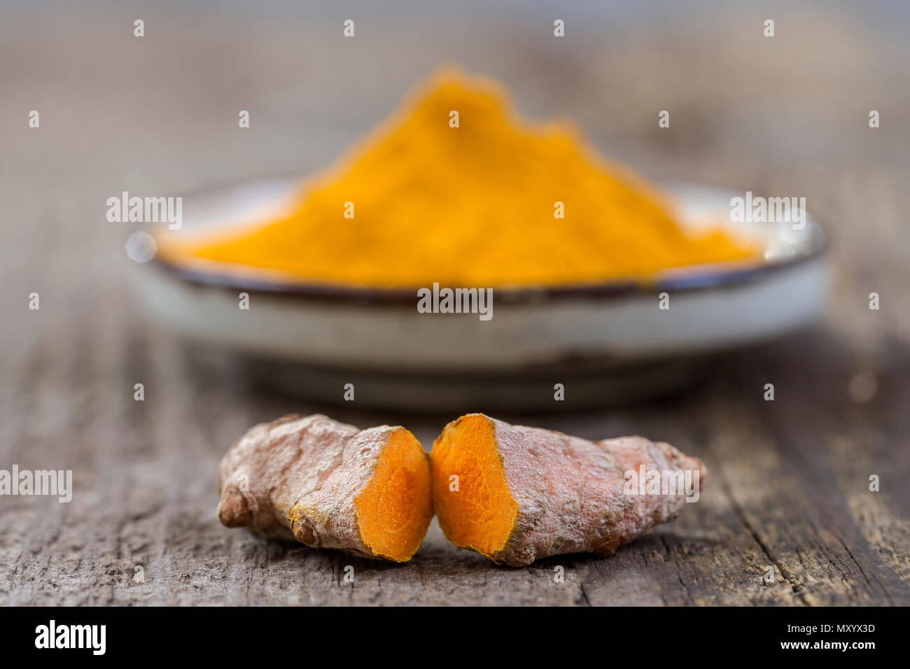 Turmeric root and powder hires stock photography and images Alamy