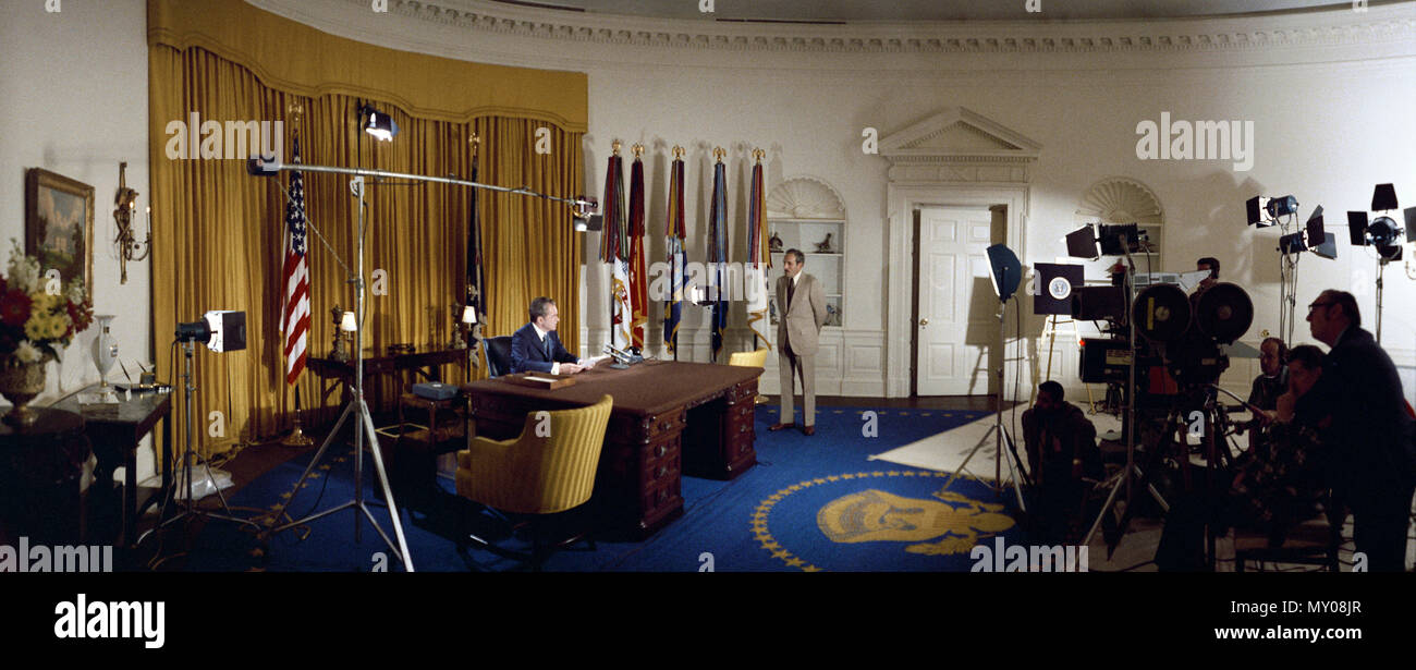 Panoramic shot of President Nixon preparing to deliver an Address to
