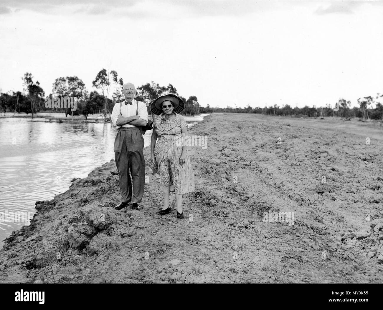Hon T A Foley and Mrs Foley - Construction of. Tom Foley was a Member of the Queensland Legislative Assembly from 1919 to 1960. Stock Photo