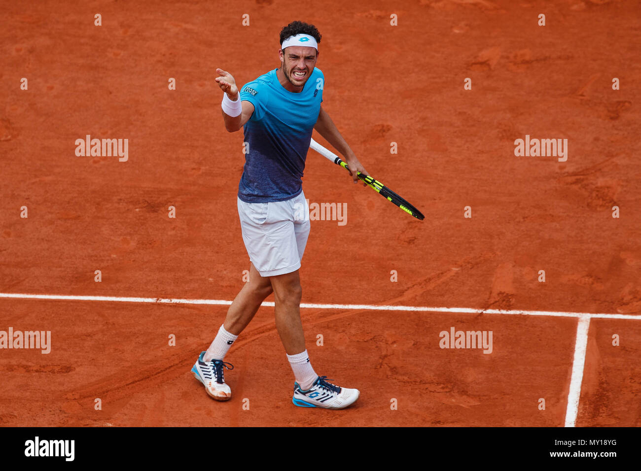 Roland Garros, Paris, France. 5th June, 2018. French Open tennis  tournament; ALEXANDER ZVEREV (GER) during day ten match of the 2018 French  Open 2018 Credit: Action Plus Sports/Alamy Live News Stock Photo - Alamy