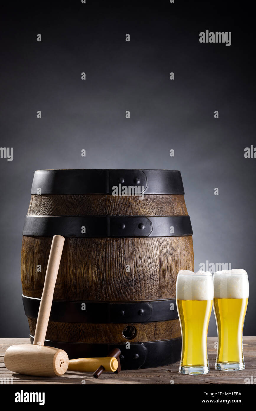 Beer barrel hires stock photography and images Alamy