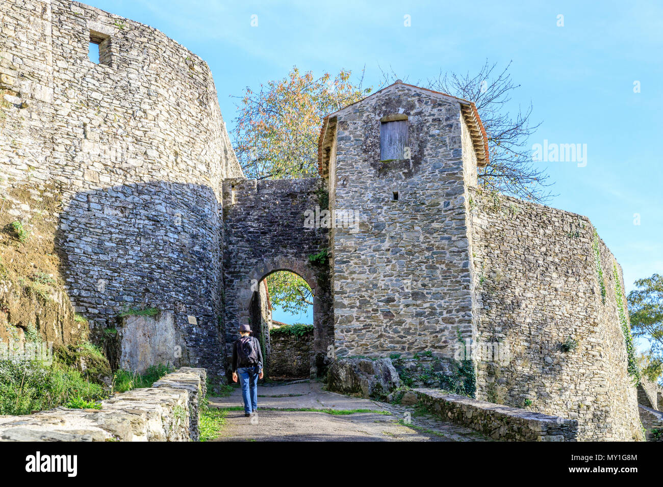 France, Vendee, Vouvant, labelled Les Plus Beaux Villages de France (The Most Beautiful Villages of France), the Saint Louis Poterne, the only door ke Stock Photo