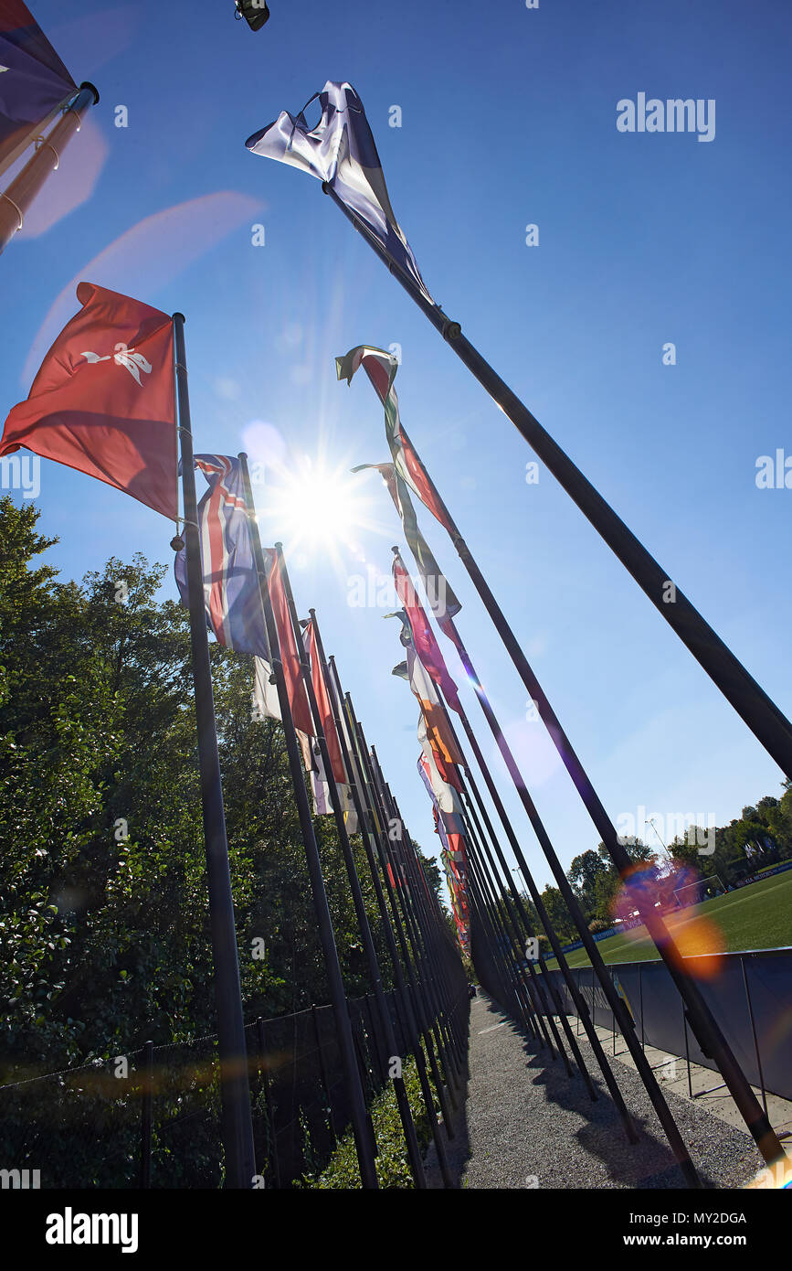 Flags of all nations of the world with blue sky Stock Photo - Alamy