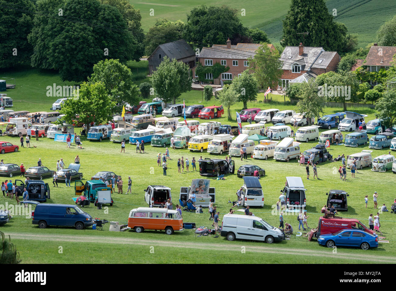 Line of VW Volkswagen camper vans at a VW show. Stonor Park ...