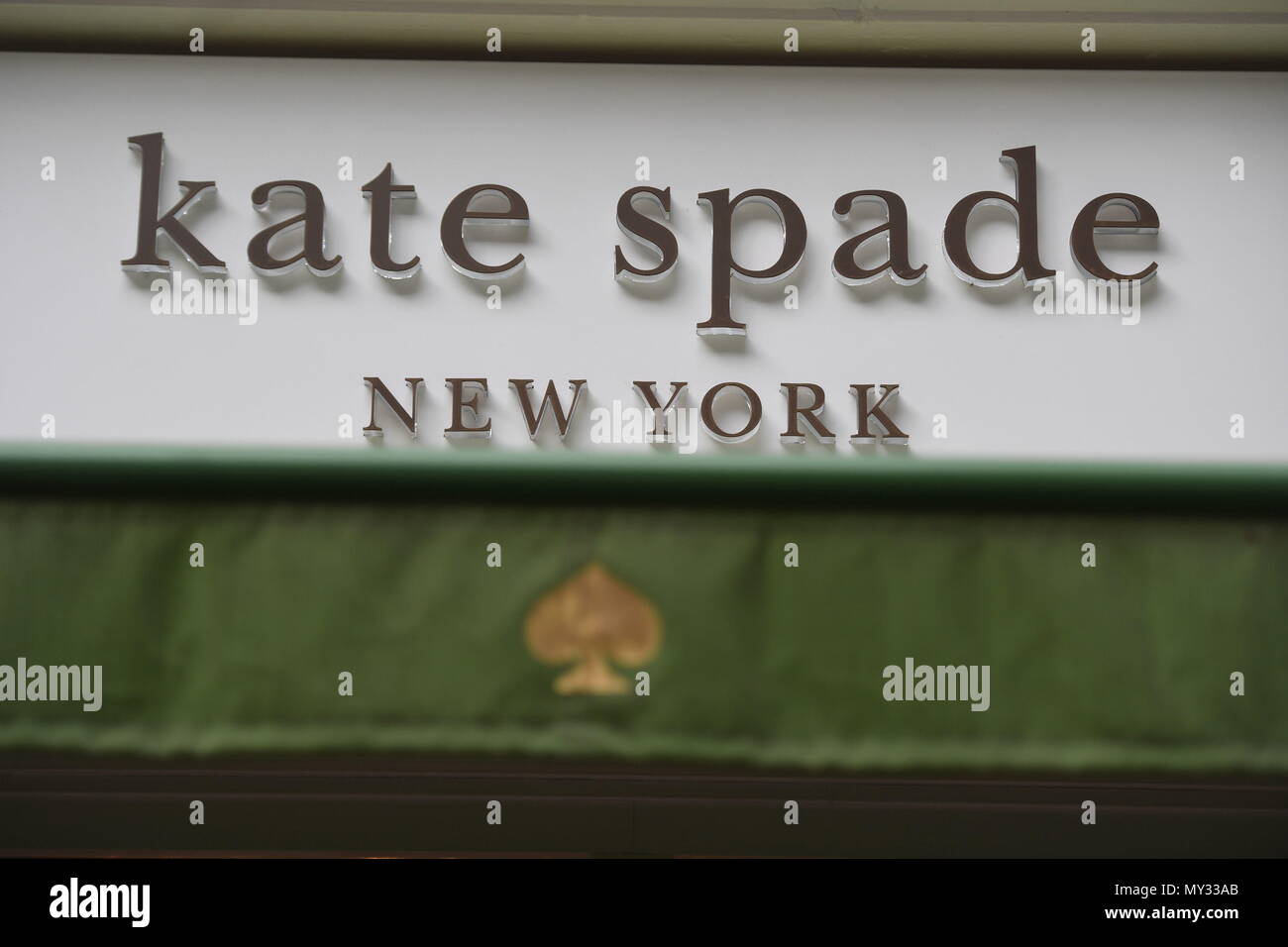 Fashion designer Kate Spade found dead in apartment