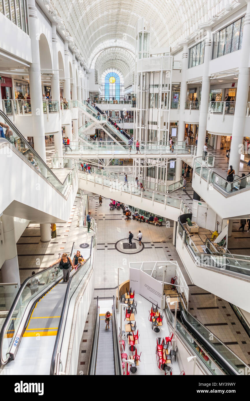 Shopping lifestyle: Interior of the large popular modern Bentall Centre  shopping mall in Kingston upon Thames town centre, Greater London, UK Stock  Photo - Alamy
