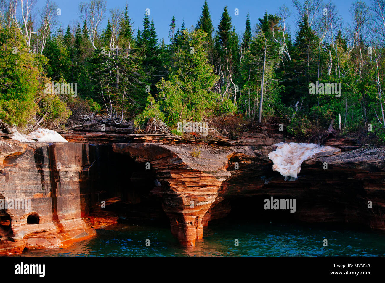 Apostle island sea caves hi-res stock photography and images - Alamy