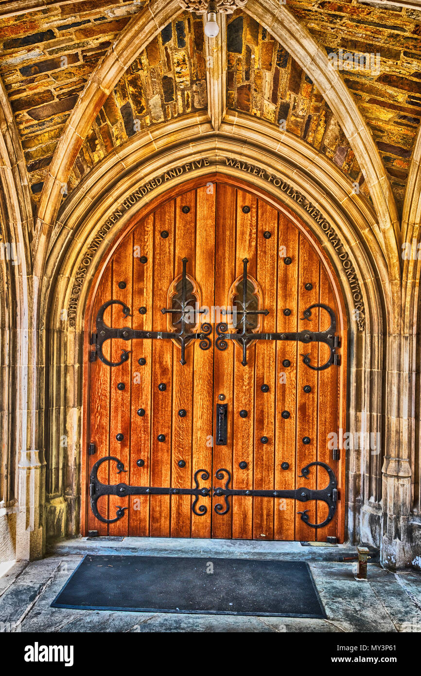 Two dooor hires stock photography and images Alamy