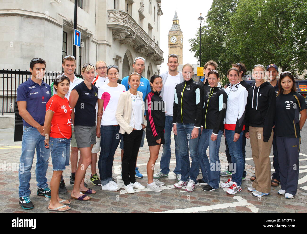 Dextro Energy Triathlon Itu World Championship Hyde Park London Bus Tour Javier Gomez Esp Brad Kahlefeldt Aus Lisa Norden Steffen Justus Ger Emma Moffatt Aus Laura Bennett Usa Bevan Docherty Nzl Dextro Energy Triathlon Itu World Championship Hyde Park London Bus Tour Javier Gomez Esp Brad Kahlefeldt Aus Lisa Norden Steffen Justus Ger Emma Moffatt Aus Laura Bennett Usa Bevan Docherty Nzl