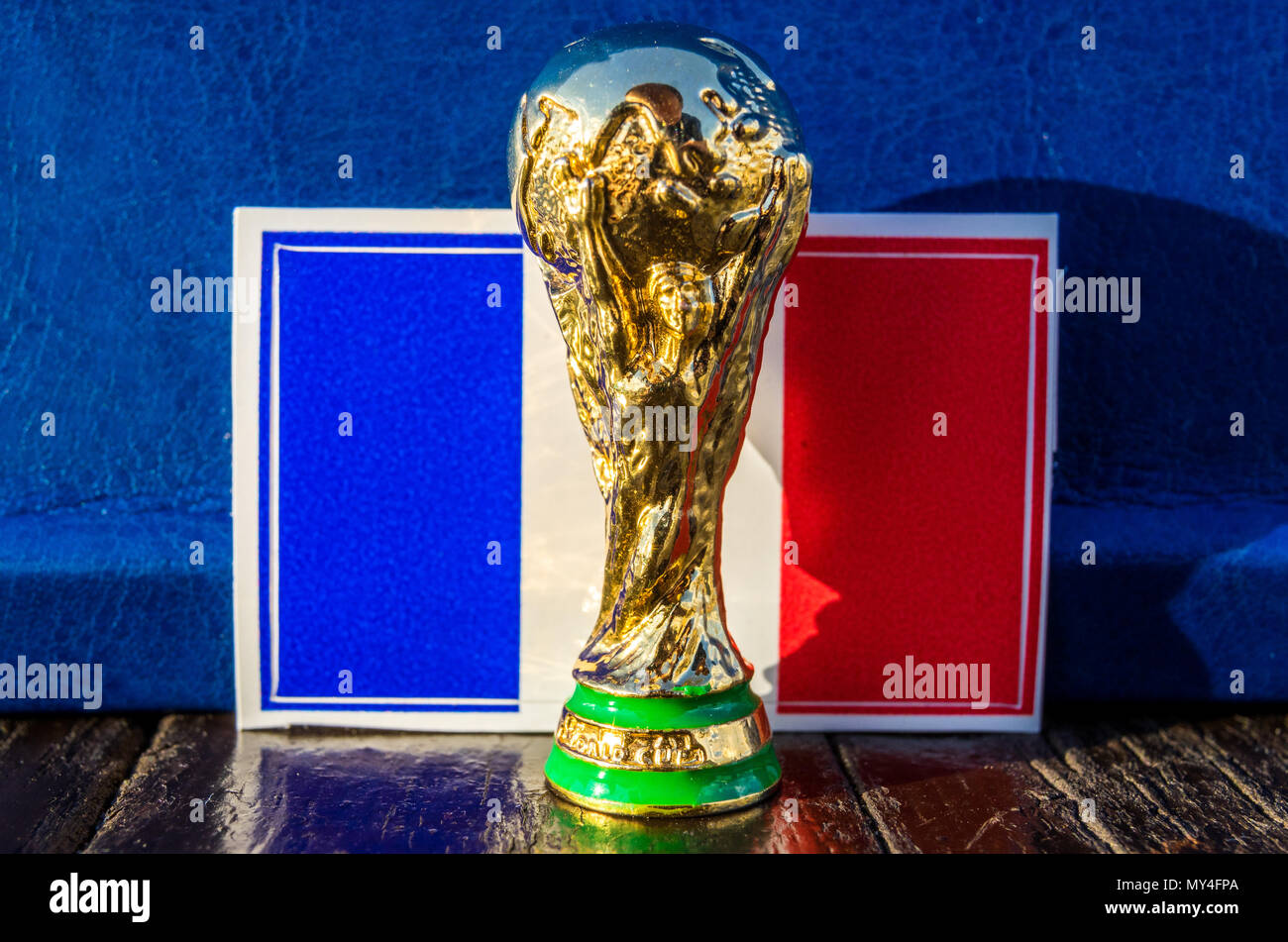 June 6, 2018 Moscow, Russia. Trophy of the FIFA World Cup on the background  of the flag of France Stock Photo - Alamy