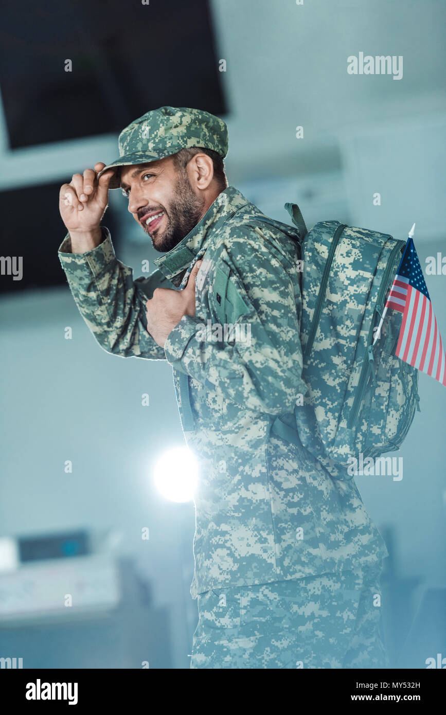 Soldier walking side american hi-res stock photography and images