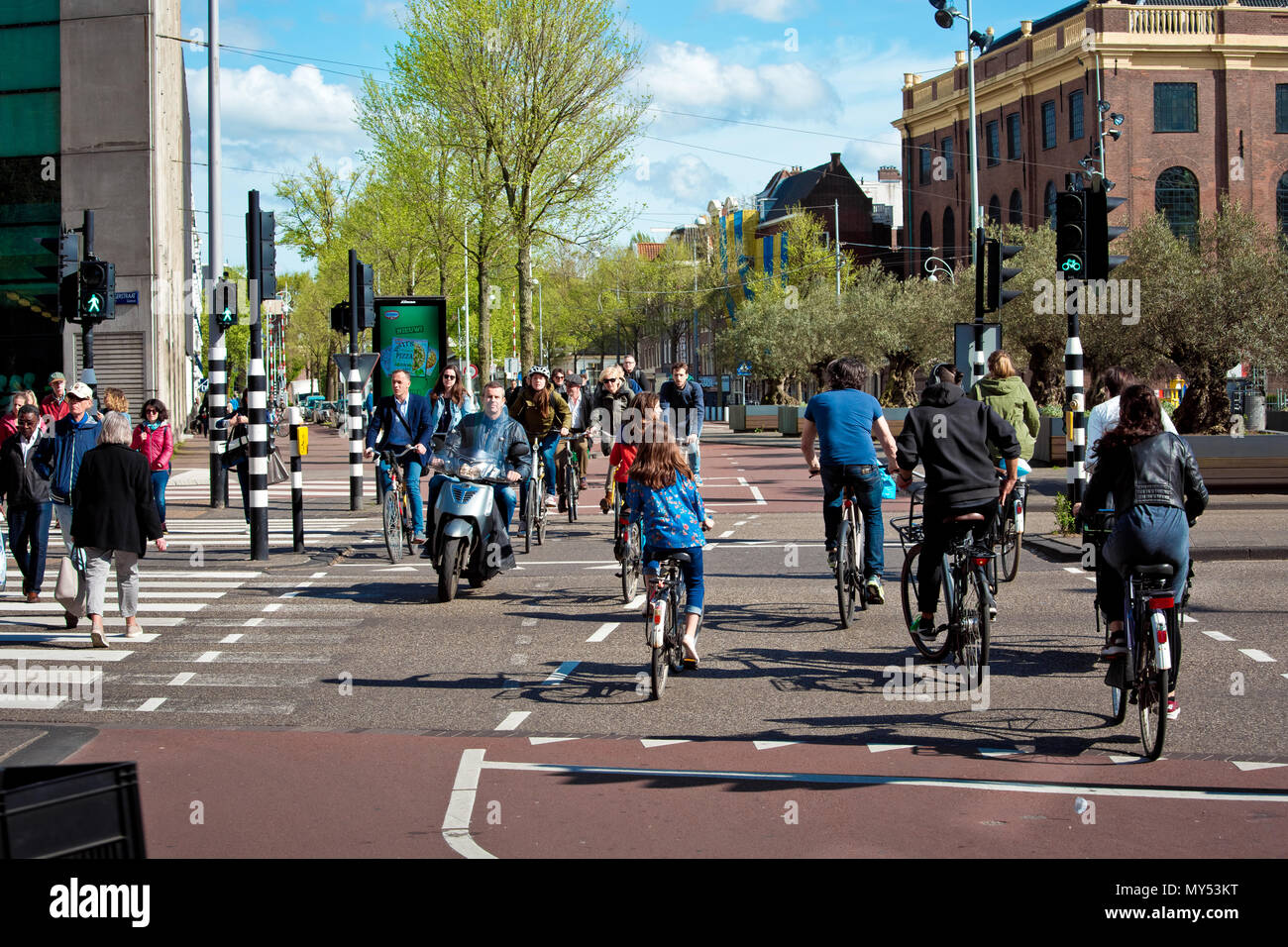 Many tourists on street hi res stock photography and images Alamy