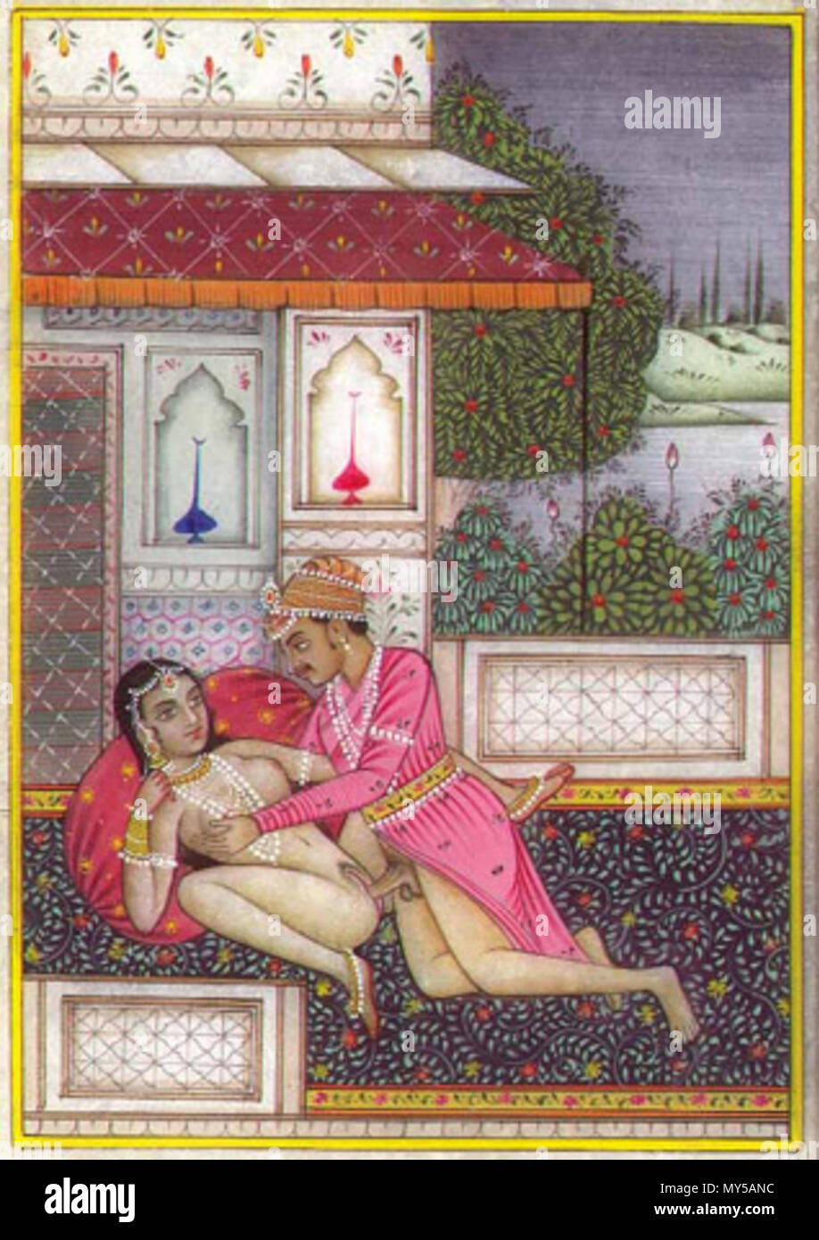 Әйелім табиғатта жалаңаш