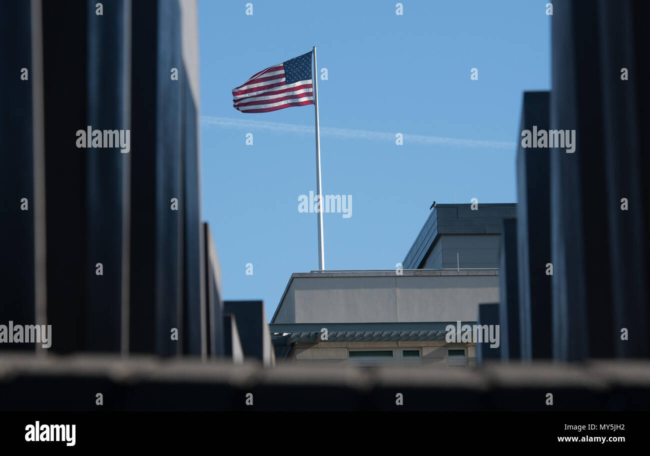 06 June 2018, Germany, Berlin: The flag of the United States of America ...