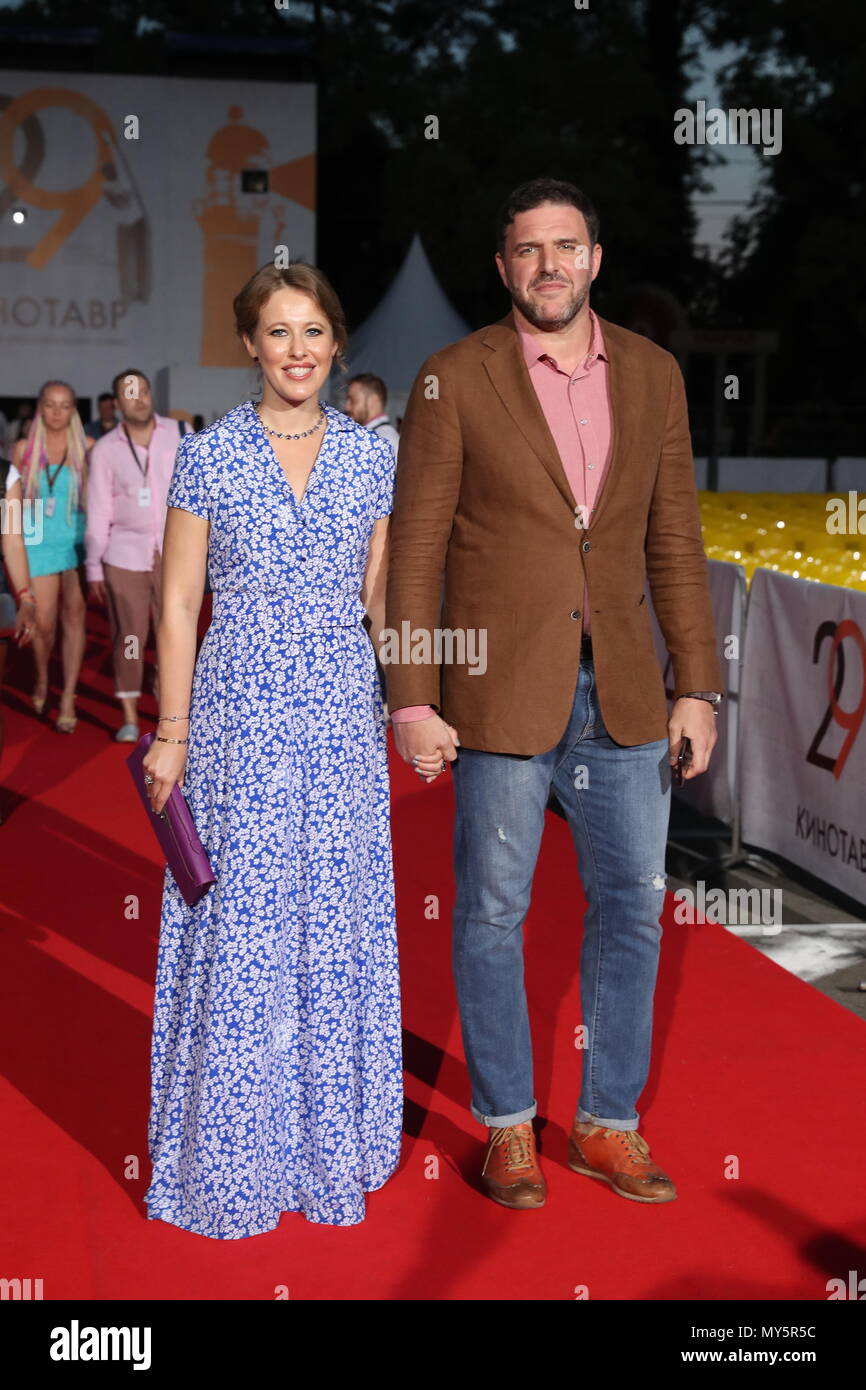 Maxim Vitorgan and Ksenia Sobchak no longer hide the face of Plato 11.09.2017 53 Maxim Vitorgan and Ksenia Sobchak no longer hide the face of Plato 11.09.2017 61