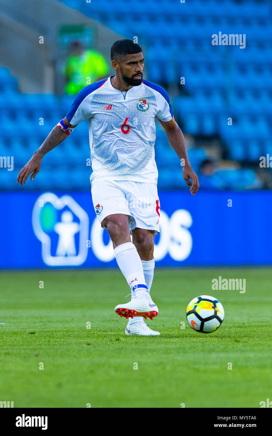 Ullevaal Stadion, Oslo, Norway. 6th June, 2018. International football friendly, Norway versus Panama; Gabriel Gomez of Panama passes the ball through midfield Credit: Action Plus Sports/Alamy Live News Stock Photo