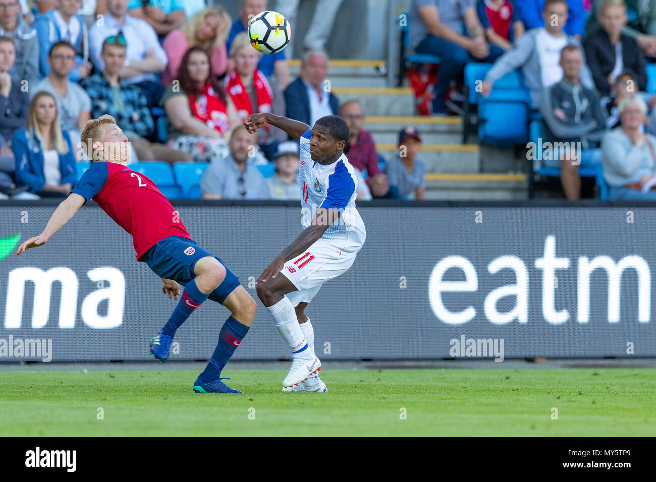 Ullevaal Stadion, Oslo, Norway. 6th June, 2018. International football friendly, Norway versus Panama; Birger Meling of Norway holds off the challenges from Armando Cooper of Panama Credit: Action Plus Sports/Alamy Live News Stock Photo