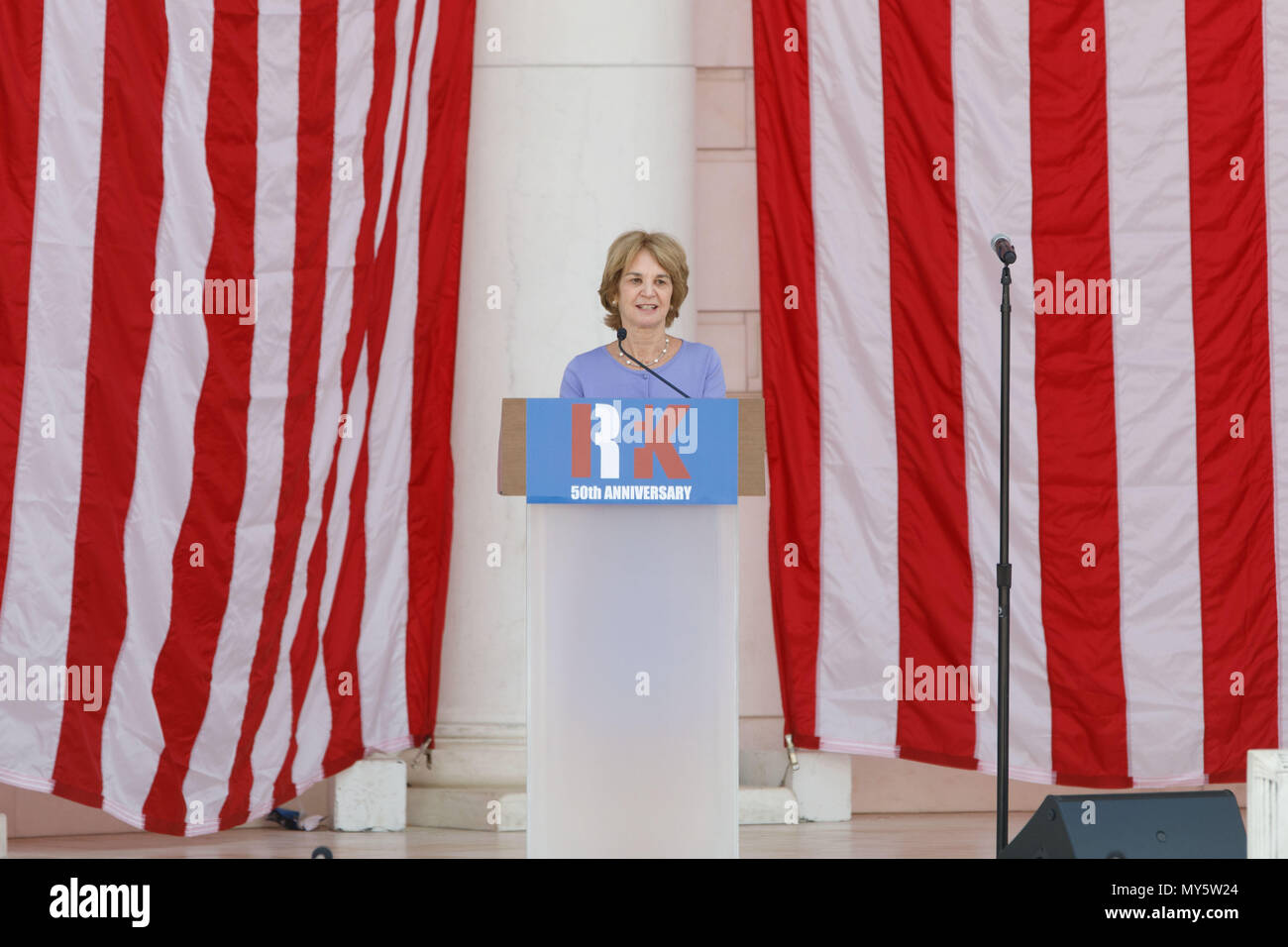 Washington, USA. 6th June, 2018. Kathleen Kennedy Townsend, daughter of Robert F. Kennedy, speaks during a public memorial for Robert F. Kennedy at the 50th anniversary of his assassination at Arlington National Cemetery in Arlington, Virginia, the United States, on June 6, 2018. Credit: Ting Shen/Xinhua/Alamy Live News Stock Photo