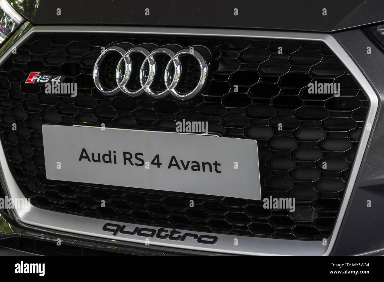Audi rs badge hi-res stock photography and images - Alamy