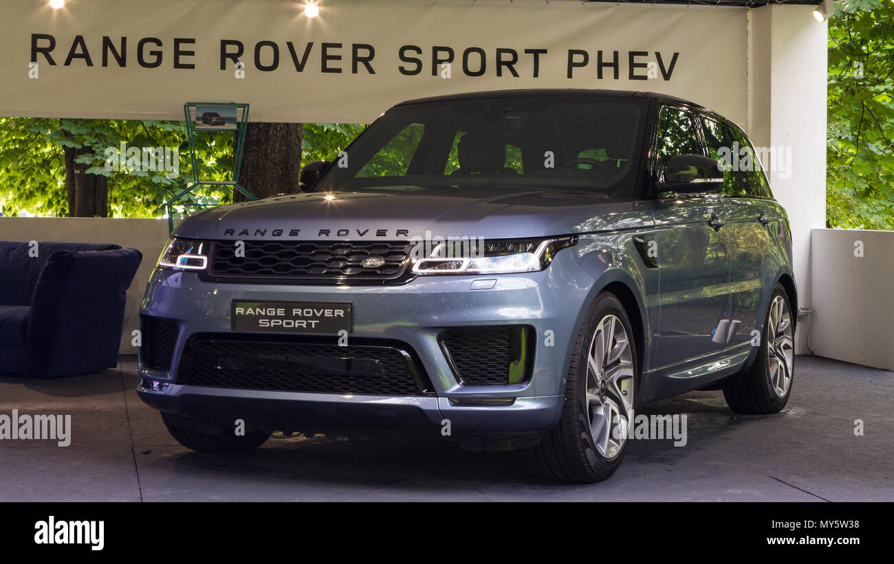 Torino, Italy. 6th June 2018. A Range Rover Sport PHEV. 2018 edition of Parco Valentino car show hosts cars by many automobile manufacturers and car designers inside Valentino Park in Torino, Italy. Credit: Marco Destefanis/Alamy Live News Stock Photo