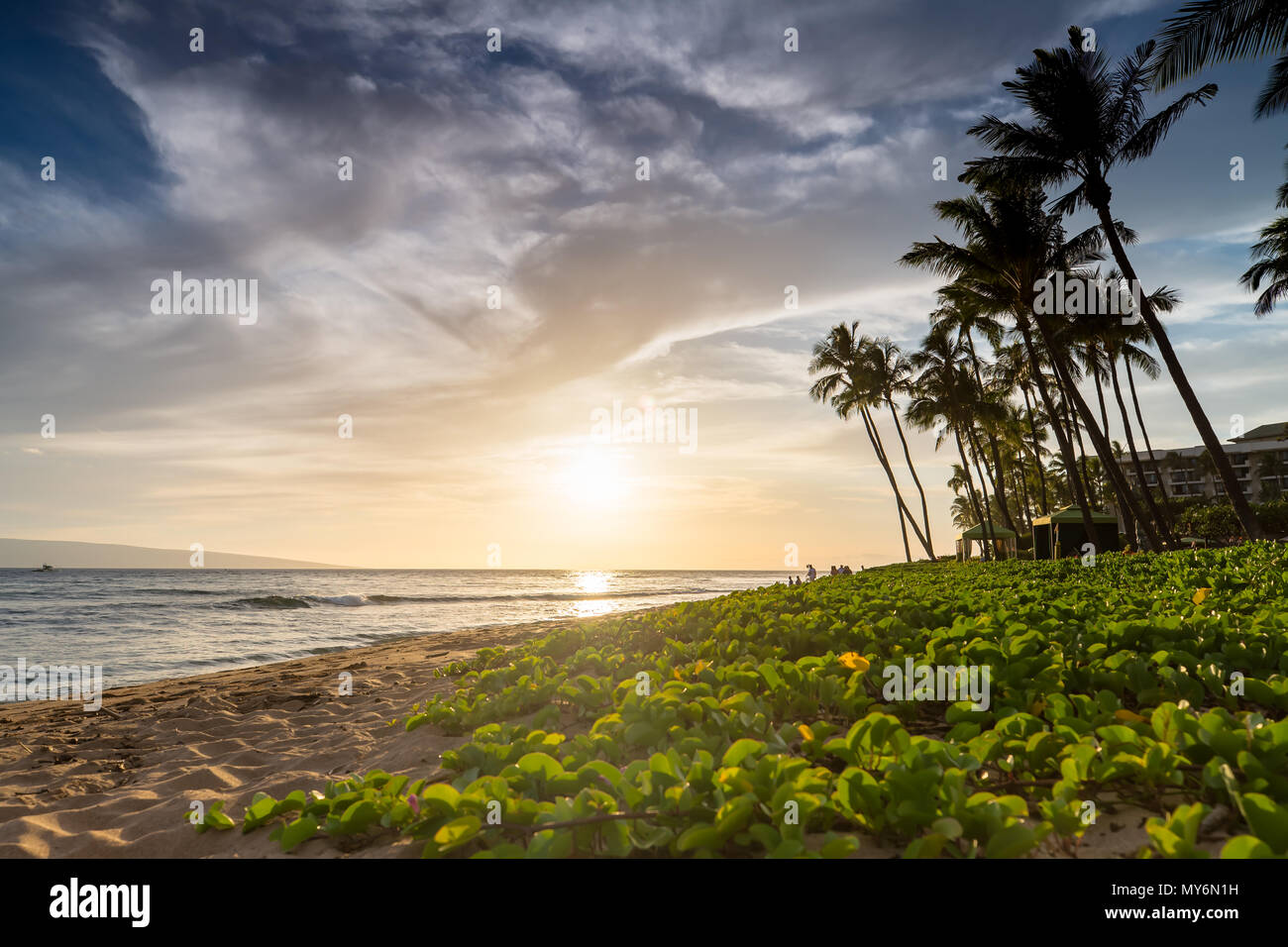 Sunset kaanapali maui hawaii hi-res stock photography and images - Alamy