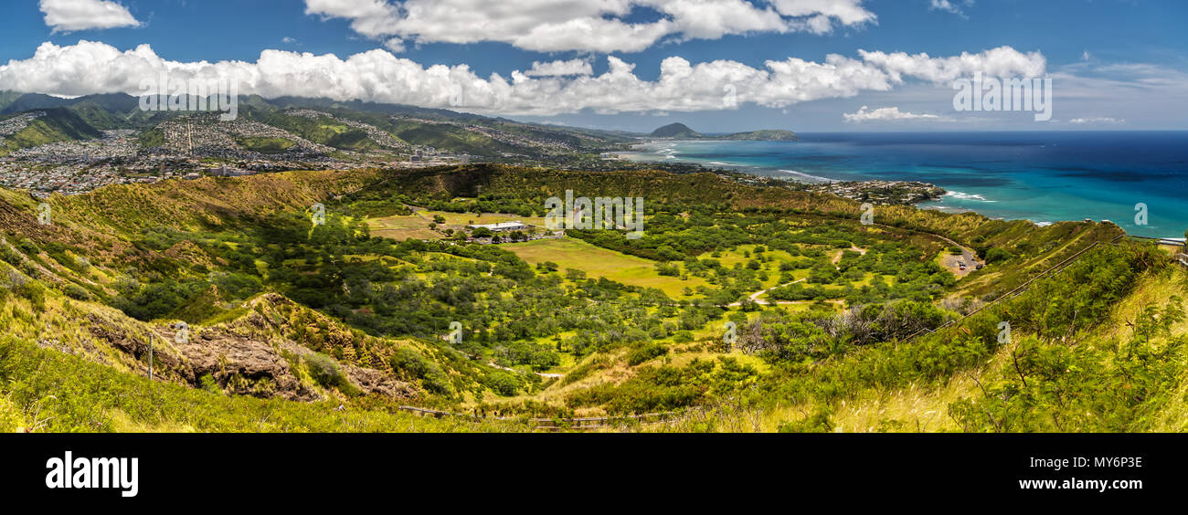 Panoramic View over Diamond Head Crater o Oahu, Hawaii Stock Photo - Alamy